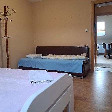 Apartman Avram Kotor Varos Exterior photo