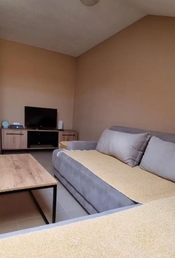 Apartman Avram Kotor Varos Exterior photo