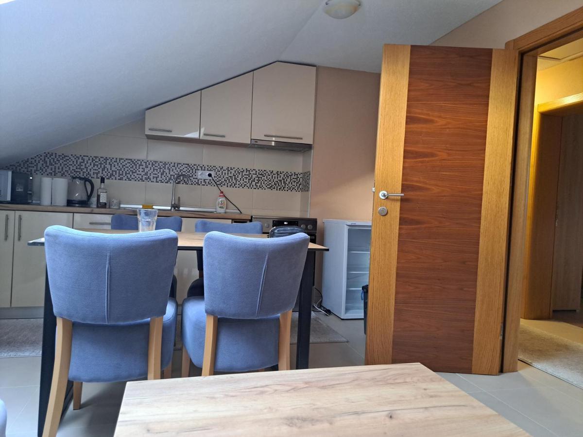 Apartman Avram Kotor Varos Exterior photo